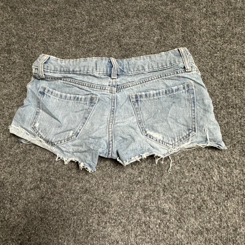 Hollister Shorts Womens Size 000 Light Wash Ultra Low-Rise Mini Cut Off Denim